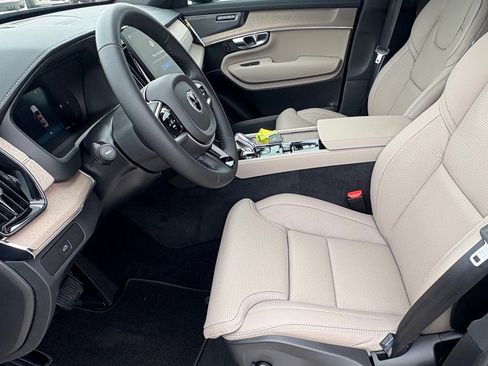 New 2026 Volvo XC90 B6 Ultra image 15