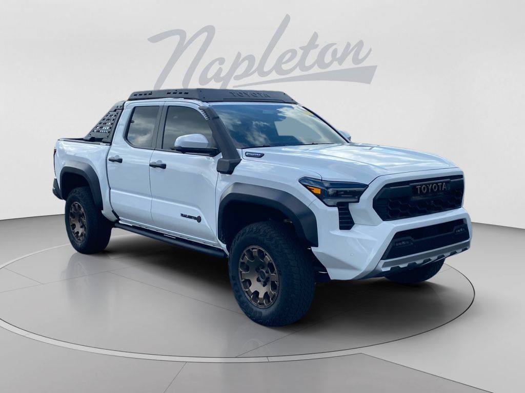 Used 2024 Toyota Tacoma 4x4 Double Cab Hybrid image 8