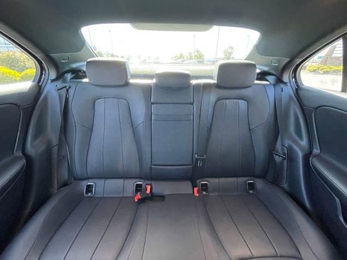 Used 2022 Mercedes-Benz A 220 4MATIC image 29