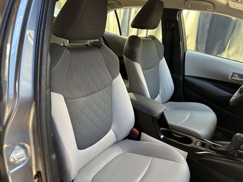 Used 2020 Toyota Corolla LE image 24