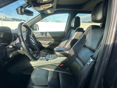 Used 2021 Jeep Grand Cherokee Limited image 10