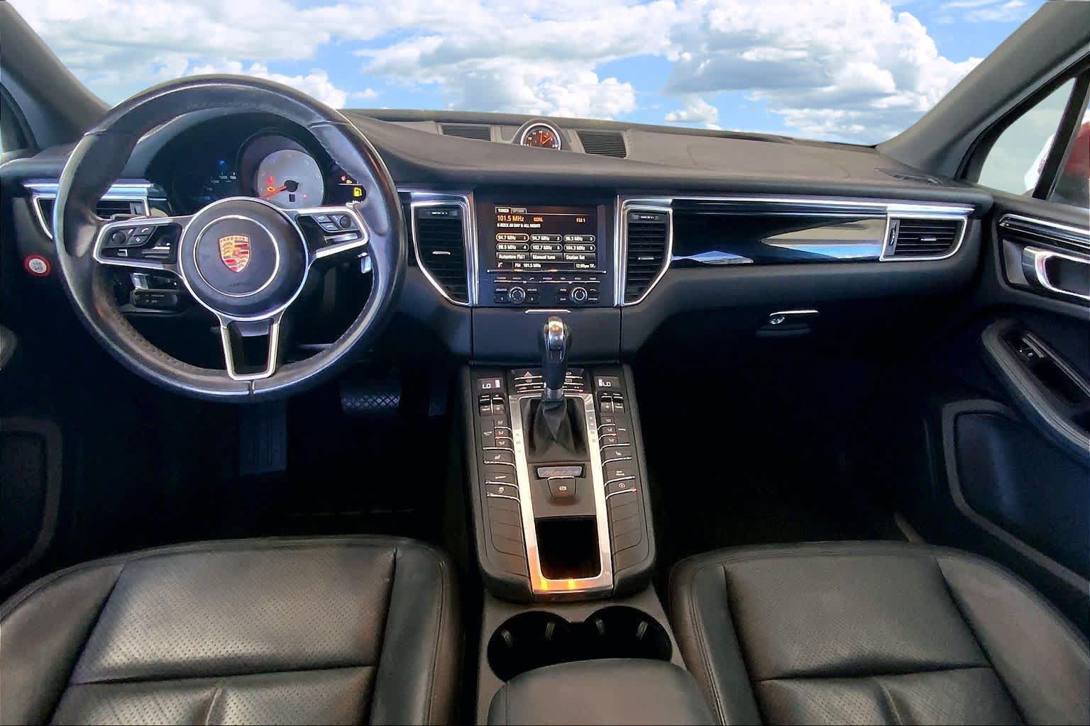 Used 2015 Porsche Macan S AWD/4WD image 10