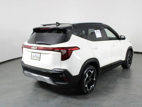 Used 2025 Kia Seltos S FWD image 14