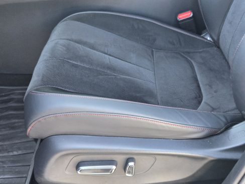 Certified 2025 Acura ADX A-Spec image 31