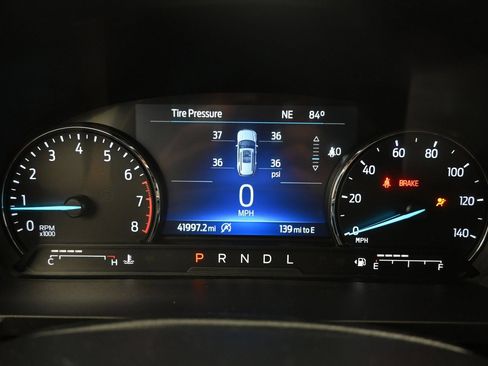Used 2023 Ford Explorer XLT w/ Equipment Group 202A AWD/4WD image 14