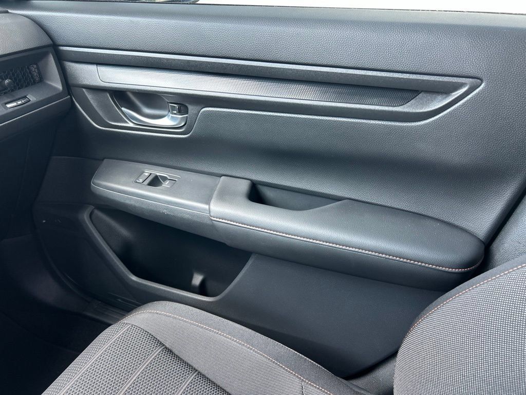 Used 2023 Honda CR-V Sport image 21