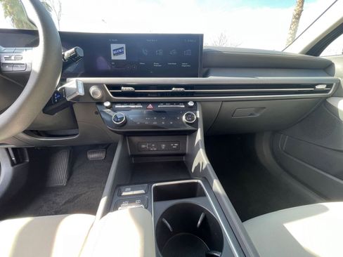 Used 2025 Hyundai Sonata SEL image 17