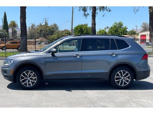 Used 2019 Volkswagen Tiguan SE AWD/4WD image 3