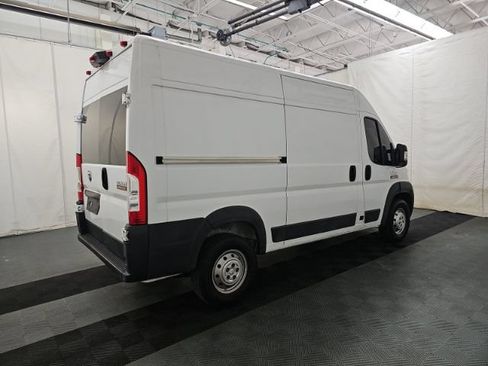 Used 2019 RAM ProMaster 2500 FWD image 4