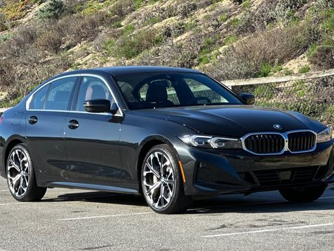 Used 2025 BMW 330i 330i image 5