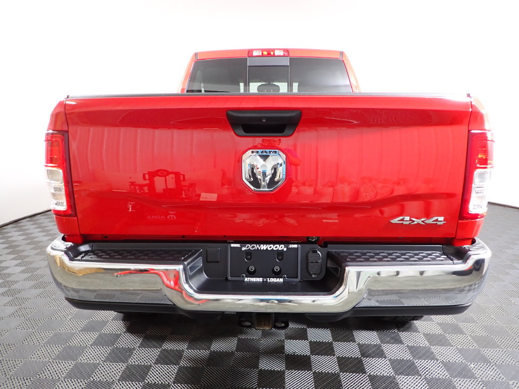Used 2024 RAM 2500 Tradesman w/ Chrome Appearance Group AWD/4WD image 13