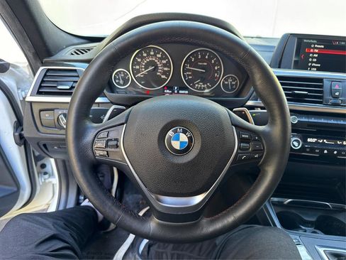 Used 2018 BMW 330i Sedan RWD image 26