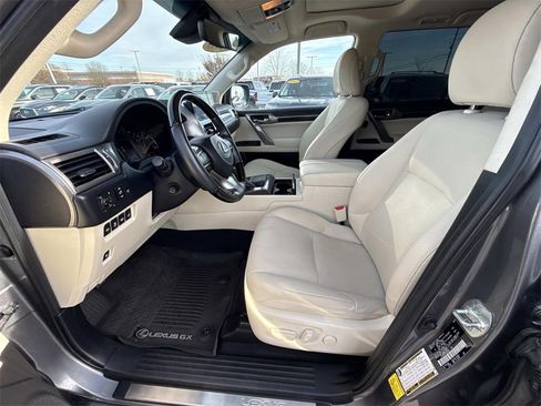 Used 2023 Lexus GX 460 Premium image 16