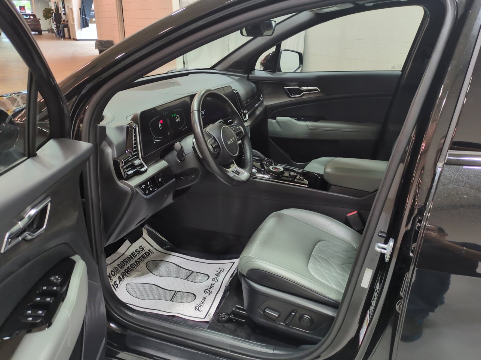 Certified 2023 Kia Sportage X-Line AWD/4WD image 16