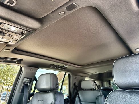 Used 2022 GMC Yukon Denali AWD/4WD image 22