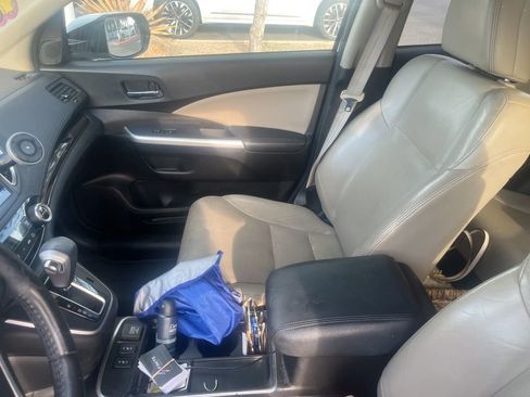 Used 2016 Honda CR-V Touring image 9