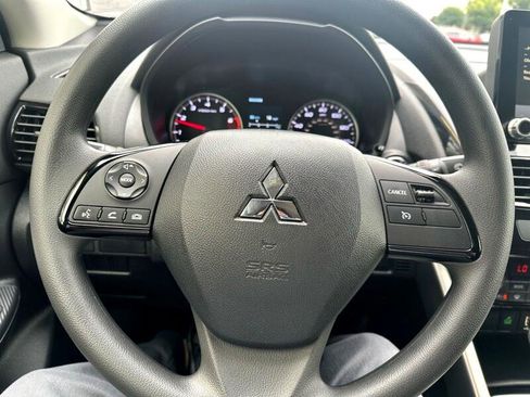 Used 2024 Mitsubishi Eclipse Cross LE image 9