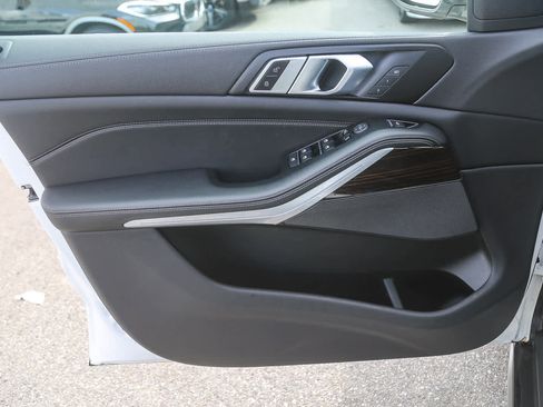 Certified 2023 BMW X5 sDrive40i w/ Parking Assistance Package image 17