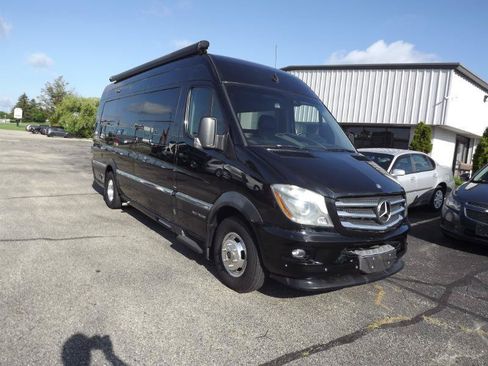 Used 2014 Mercedes-Benz Sprinter 3500 image 4