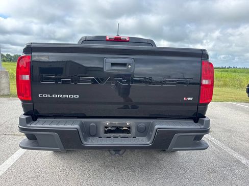 Used 2021 Chevrolet Colorado W/T w/ Custom Special Edition RWD image 6