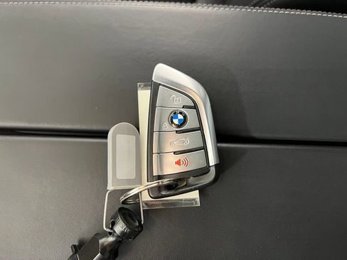 Used 2023 BMW M550i xDrive w/ Executive Package AWD/4WD image 36