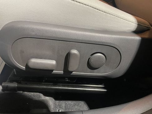 Used 2025 Hyundai Kona SEL image 23