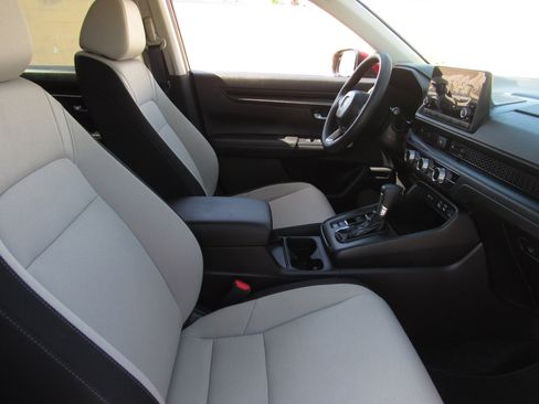 Certified 2024 Honda CR-V EX image 9