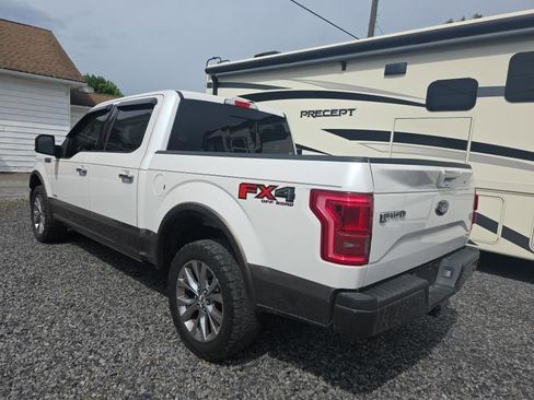 Used 2017 Ford F150 Lariat w/ Equipment Group 502A Luxury AWD/4WD image 6