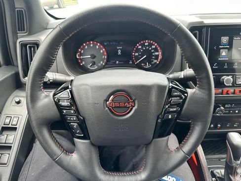 Used 2026 Nissan Frontier PRO-4X AWD/4WD image 12