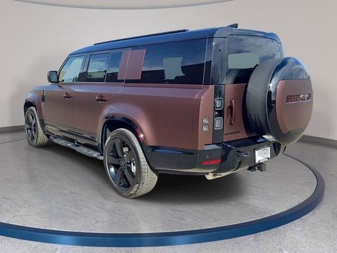 New 2026 Land Rover Defender 130 X-Dynamic SE AWD/4WD image 7