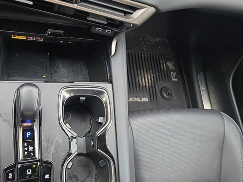Used 2023 Lexus RX 350 w/ Accessory Package (Z1) AWD/4WD image 19