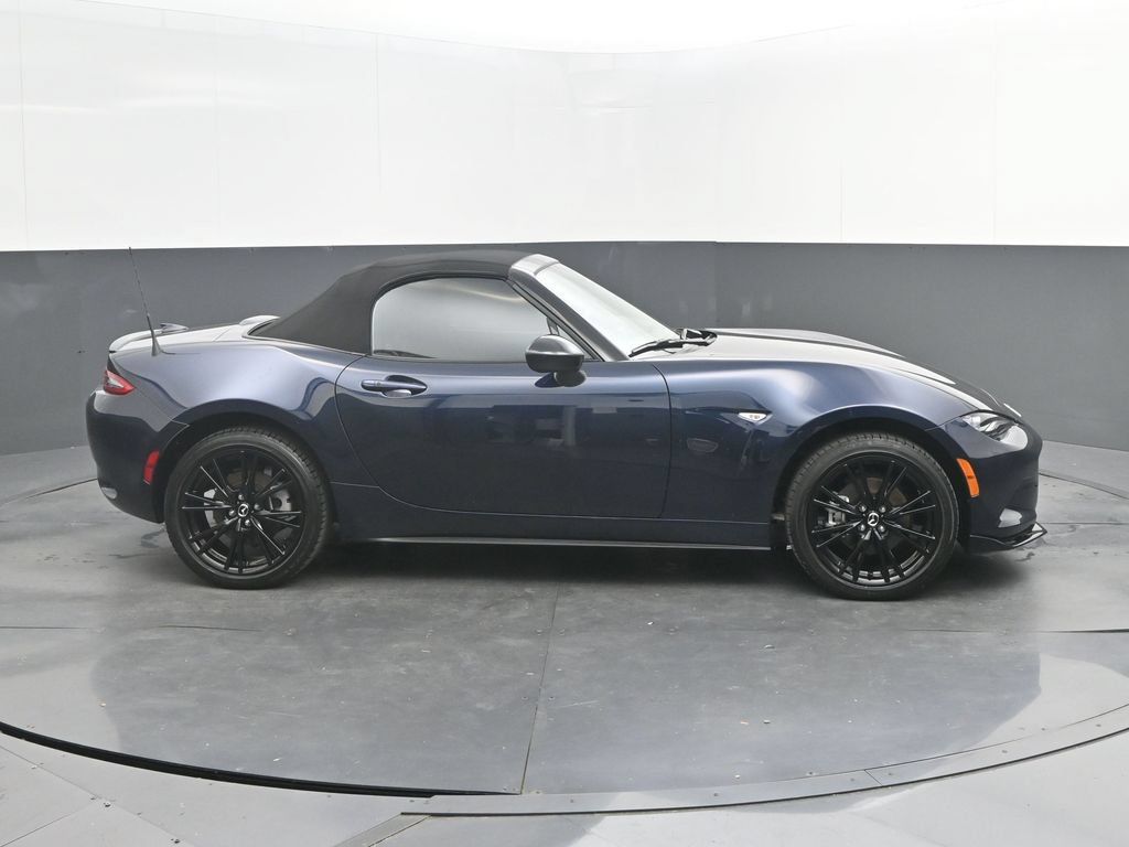 Used 2025 MAZDA MX-5 Miata Club RWD image 8