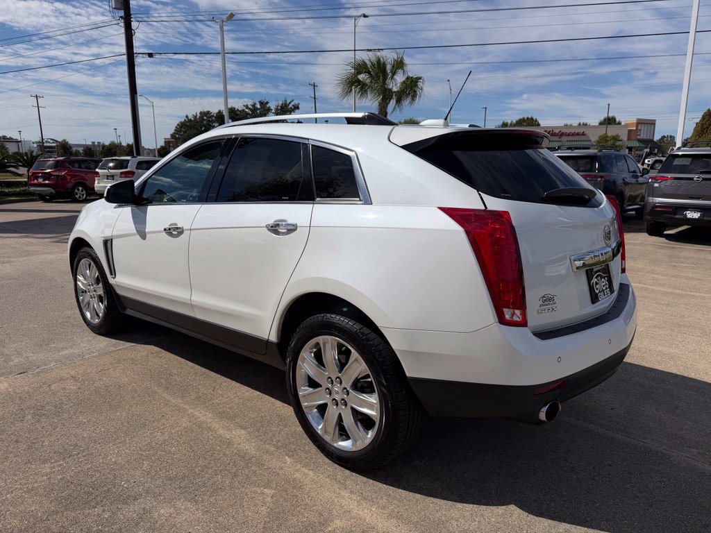 Used 2016 Cadillac SRX Performance w/ Driver Awareness Package FWD image 3
