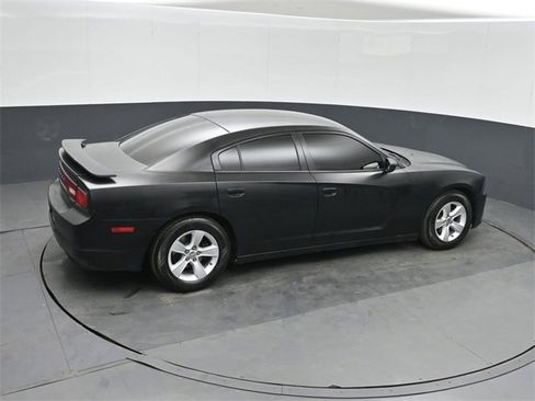 Used 2012 Dodge Charger SE image 30