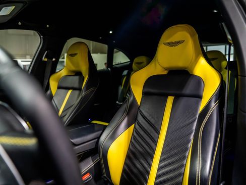 Used 2023 Aston Martin DBX 707 image 2