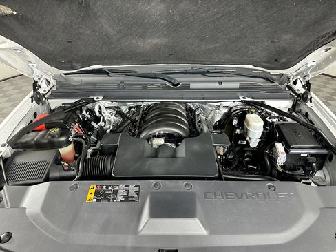 Used 2017 Chevrolet Tahoe Premier AWD/4WD image 36