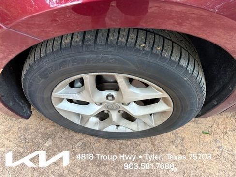 Used 2020 Chrysler Pacifica Touring-L Plus w/ Tire & Wheel Group FWD image 4