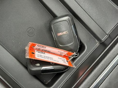 Used 2020 GMC Sierra 1500 SLT w/ SLT Premium Plus Package image 30