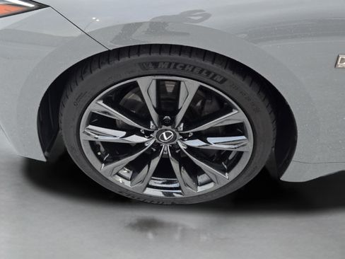 Used 2024 Lexus IS 350 F Sport RWD image 32