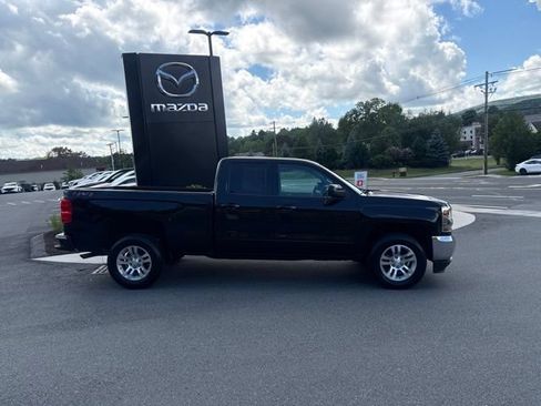 Used 2019 Chevrolet Silverado 1500 LT w/ All Star Edition AWD/4WD image 8