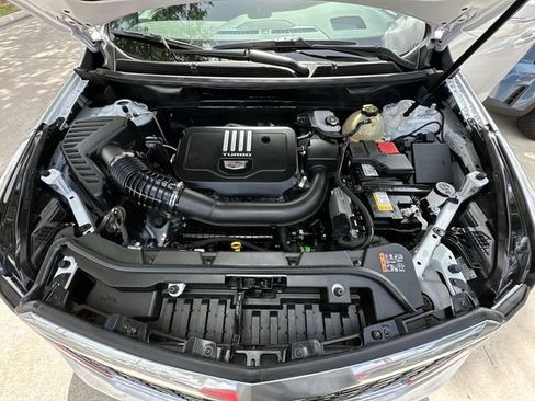 Certified 2024 Cadillac XT5 Premium Luxury w/ Technology Package FWD image 34