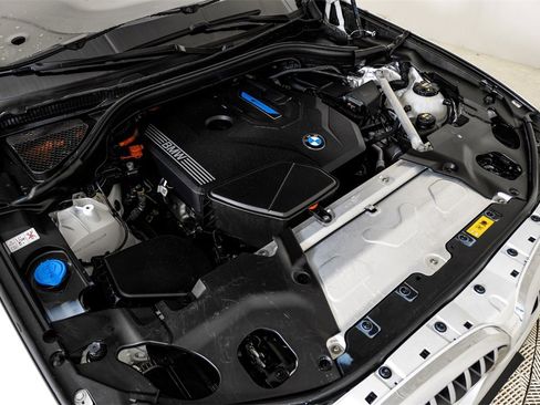 Used 2021 BMW X3 xDrive30e w/ Premium Package image 59