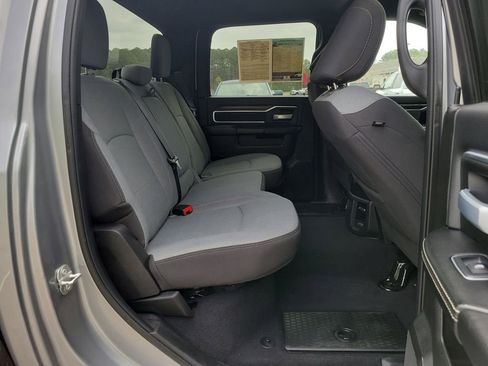 Used 2024 RAM 2500 Big Horn image 37