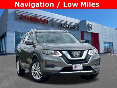 Used 2017 Nissan Rogue SV