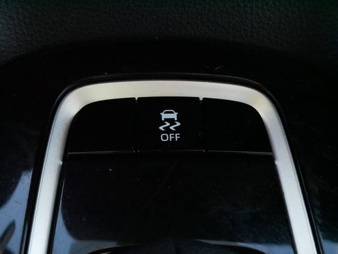 Certified 2024 Toyota Corolla LE image 29