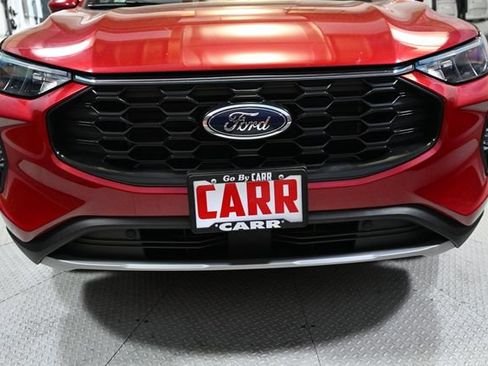 Used 2025 Ford Escape ST-Line Select AWD/4WD image 16