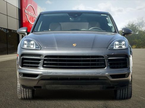 Used 2021 Porsche Cayenne Coupe AWD/4WD image 11