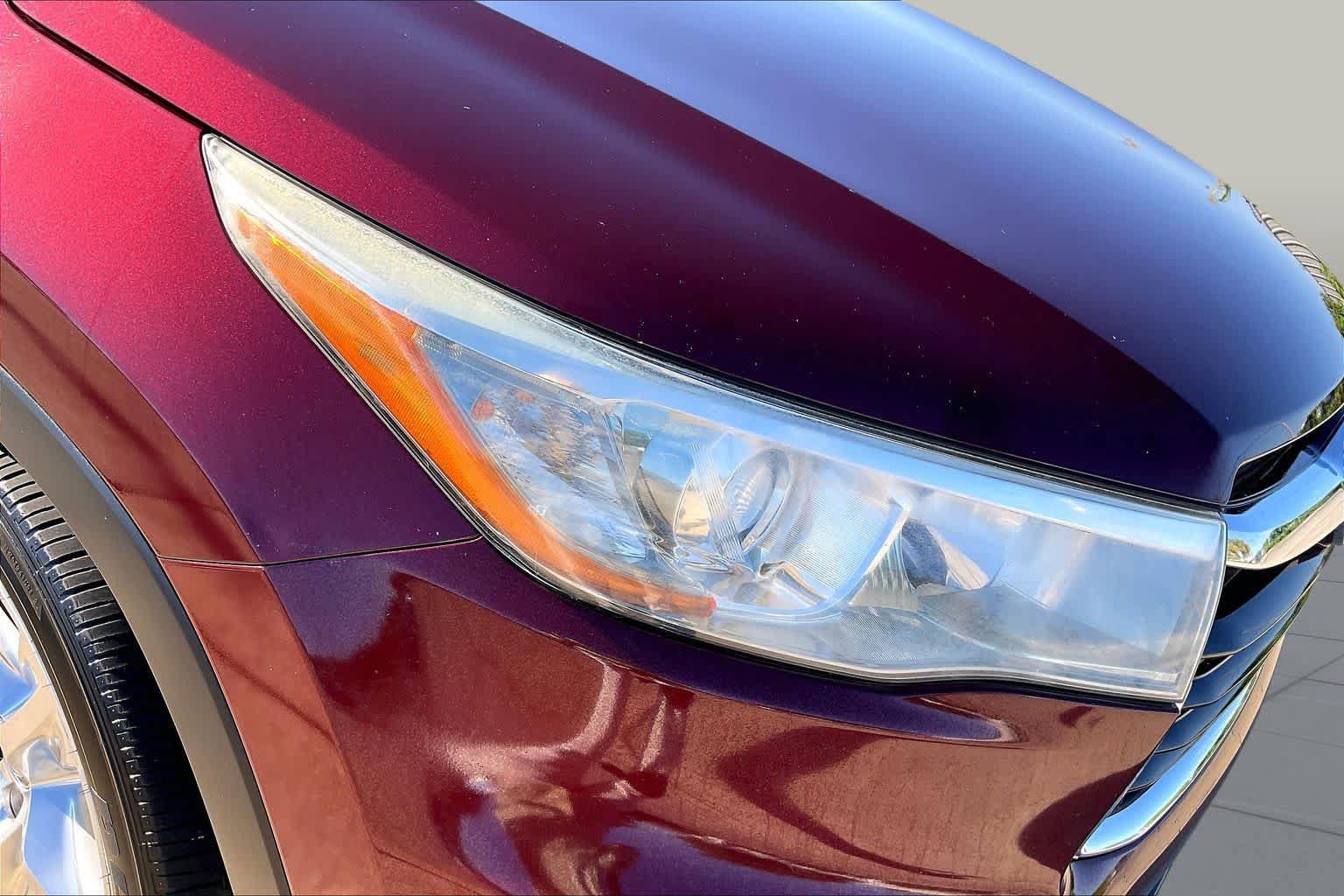 Used 2016 Toyota Highlander Limited FWD image 28