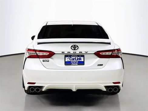 Used 2020 Toyota Camry XSE image 7