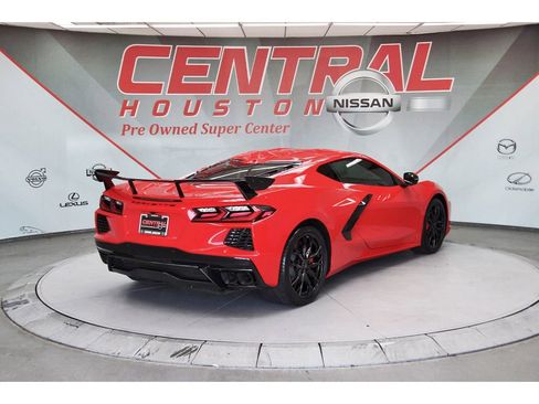 Used 2025 Chevrolet Corvette Stingray Coupe w/ Battery Protection Package RWD image 4